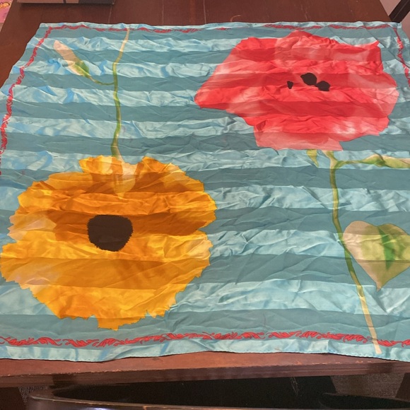 Oscar de la Renta Accessories - Vintage Oscar de la renta silk scarf. See photos floral striped